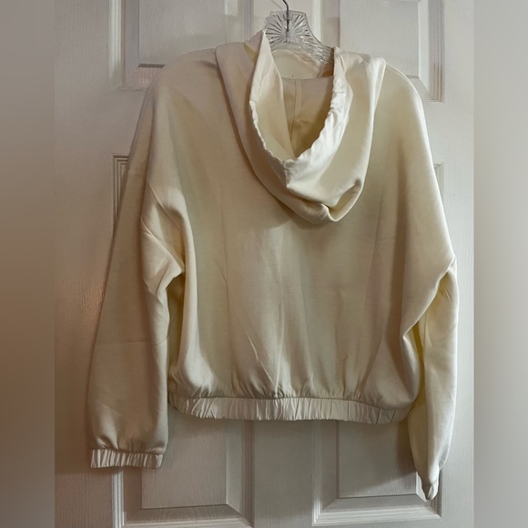 Zenana /women’s NWOT Cream Zip-up Hoodie Size S - Picture 6 of 8